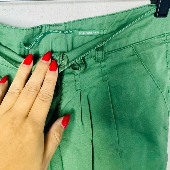 Army green trouser size 1 /small - Picture 3 of 7